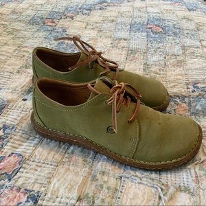 Adorable Born shoes size 39